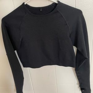 Alphalete compression workout top